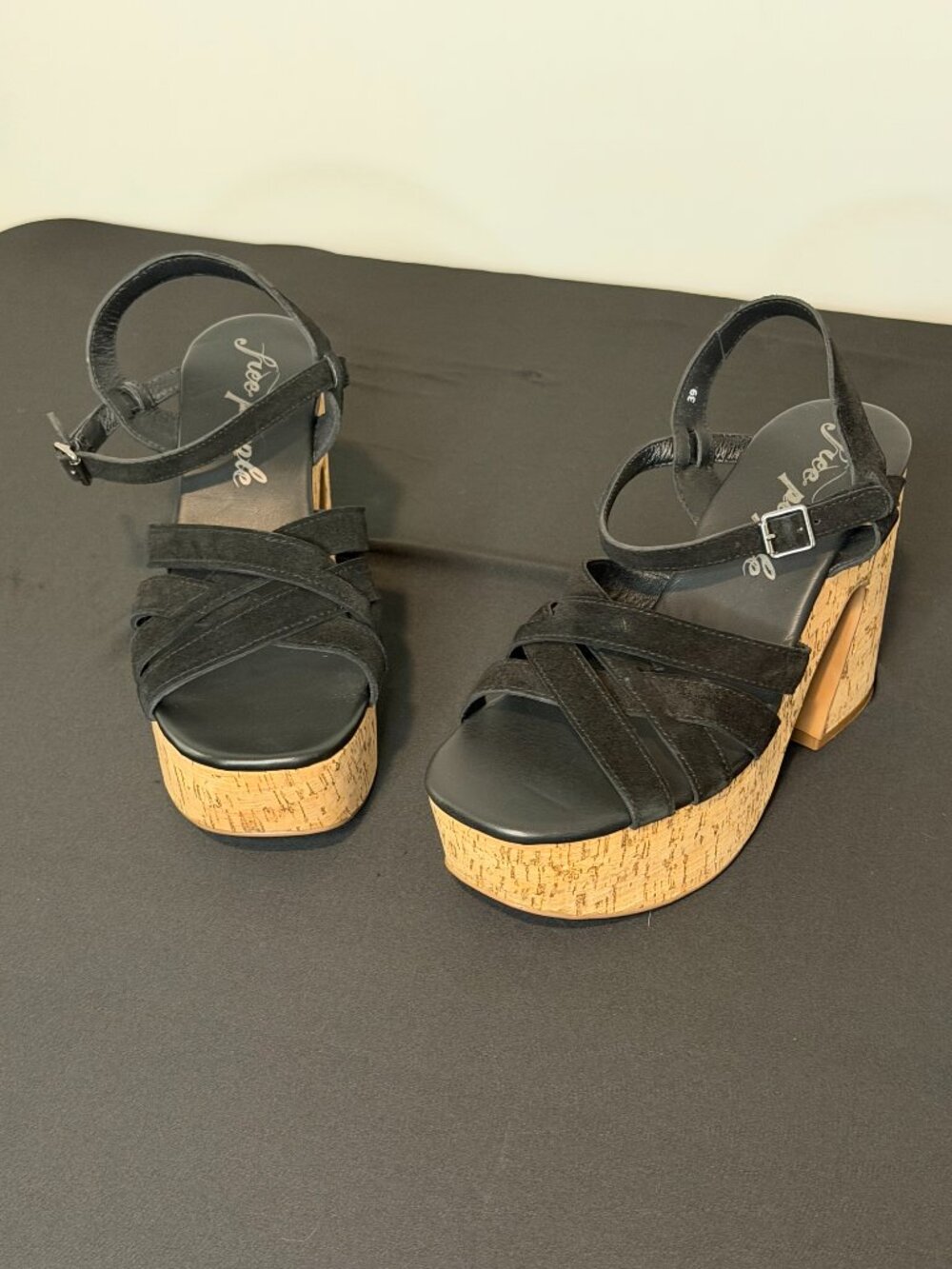 NWOT (9) Free People Lisbon Platform Sandal - Picture 2 of 13